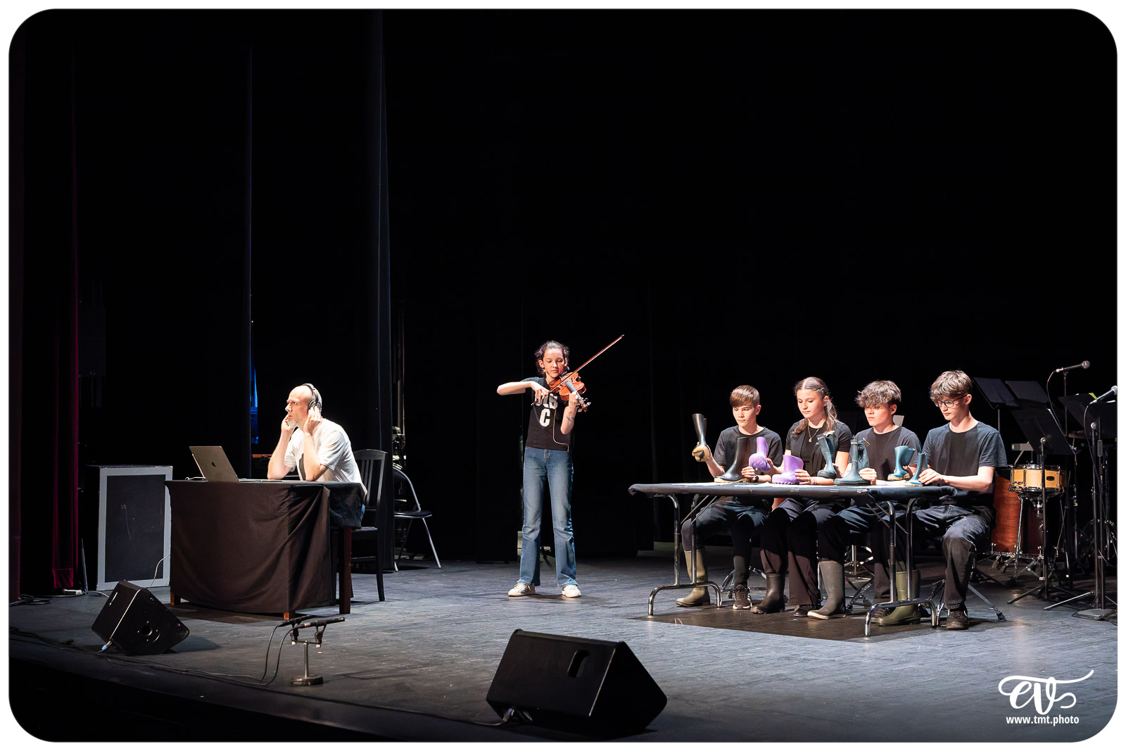 L'HUMOUR DENOTE (ELEVES EMMDH & CEDRIC GOUBERT)